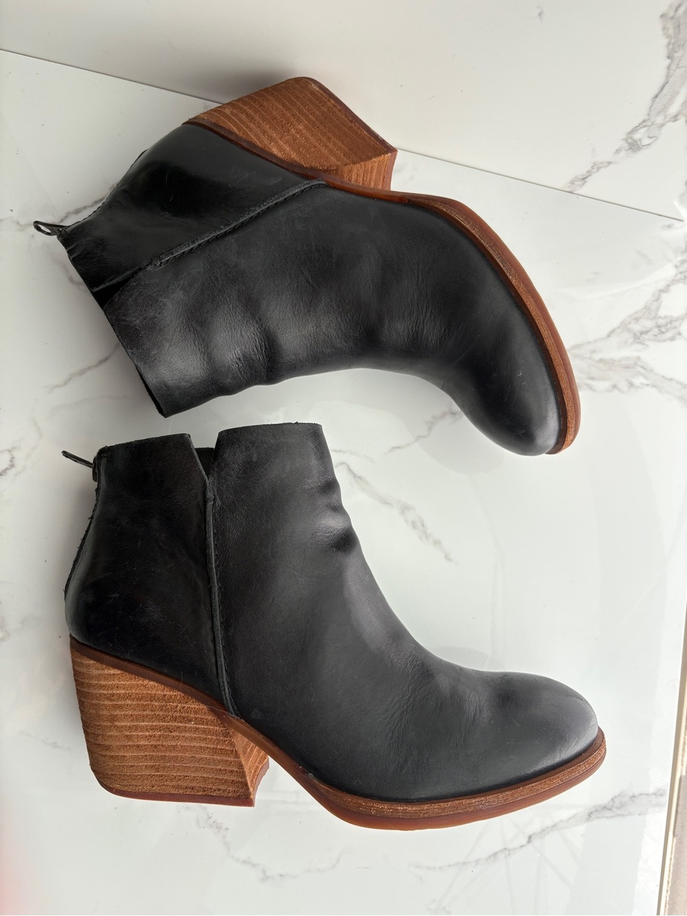 Kork-Ease sz 6.5 Chandra Black Leather Ankle Bootie Boot Zip-up - Picture 8 of 11